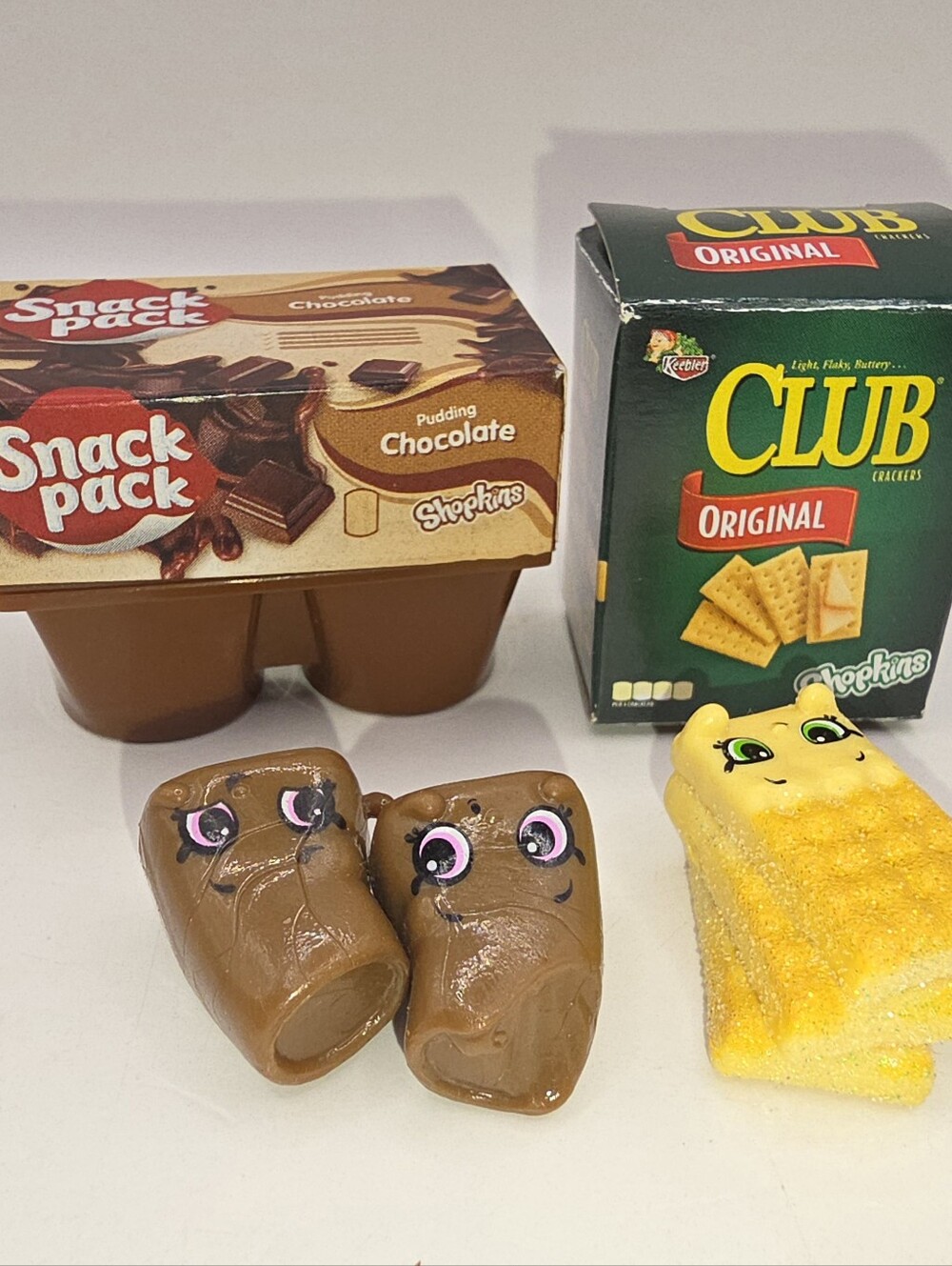 Shopkins Real Littles Snack Pack Pudding Keebler Club Crackers